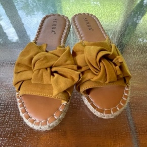 Sierra Shoes - Cloth Knot Tied Sandals